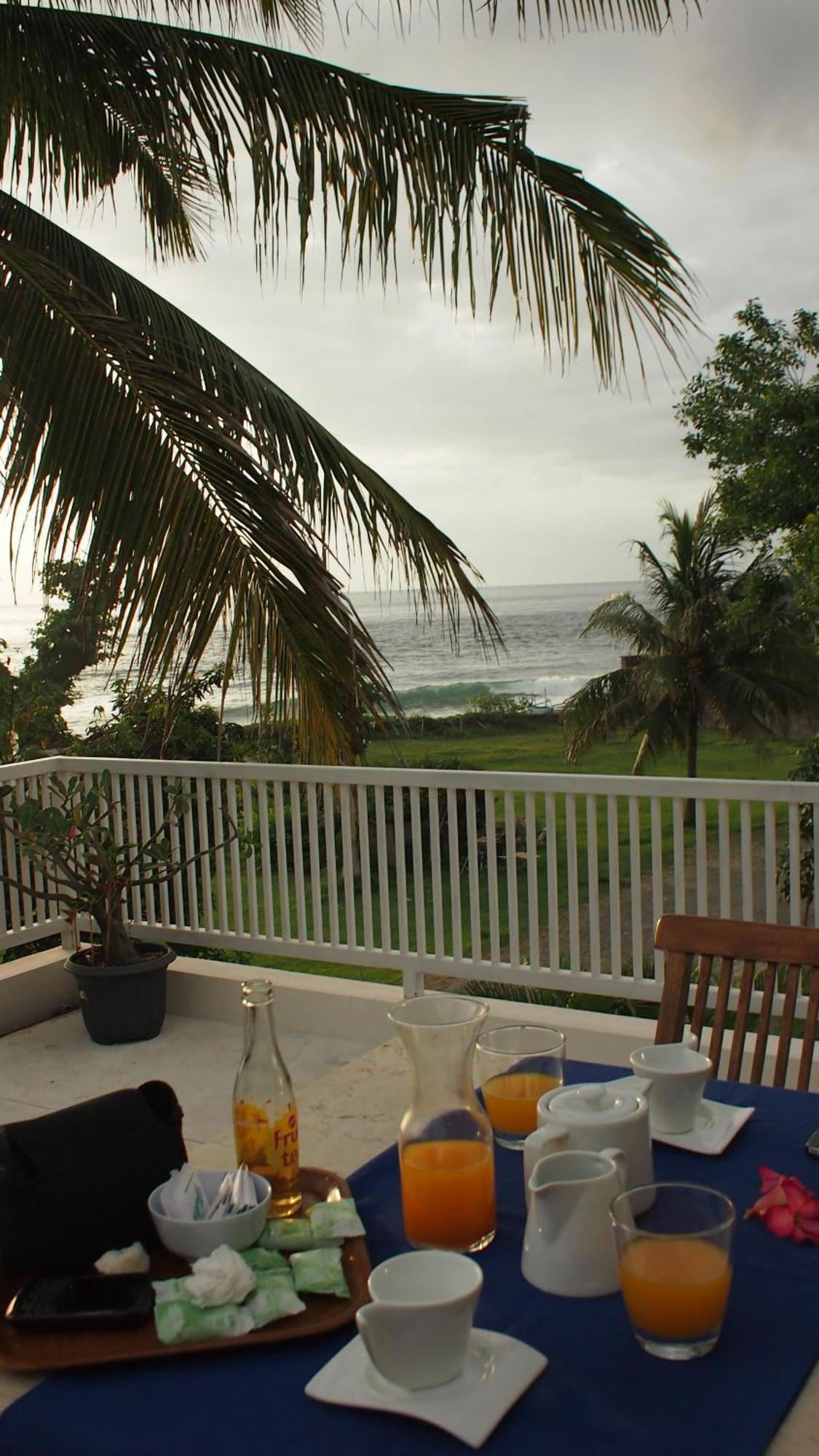 Pasific Beach Cottages Mangsit Esterno foto