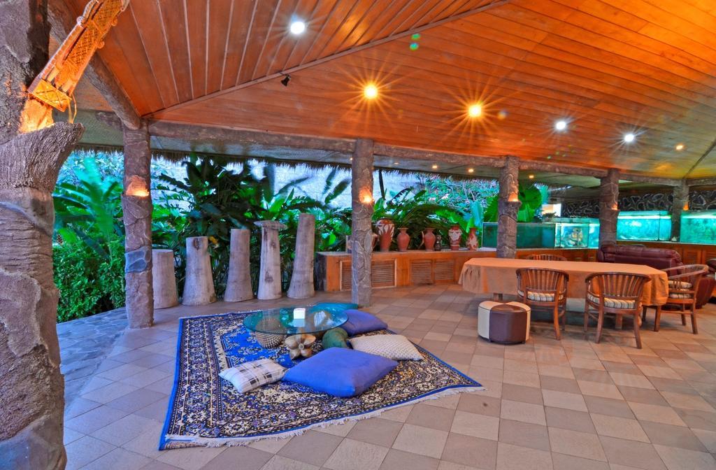 Pasific Beach Cottages Mangsit Esterno foto
